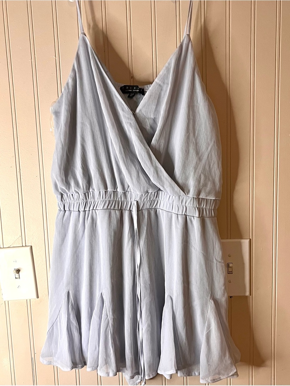 Trixxi light blue flowy spaghetti strap romper, Size XL